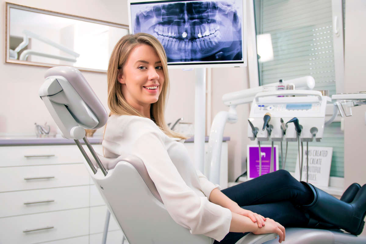 St. Louis woman after getting a filling at a dentist's office