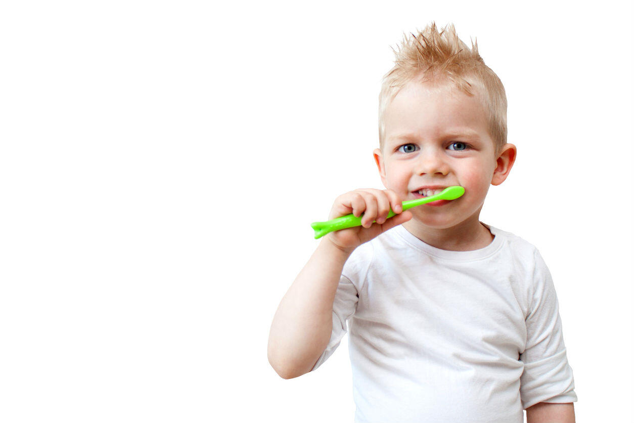 toddler bleeding gums