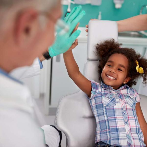 child at the dentist