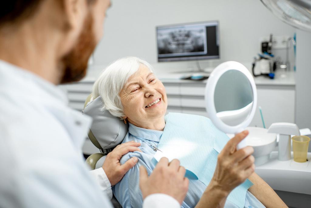 Geriatric Dentist St. Louis