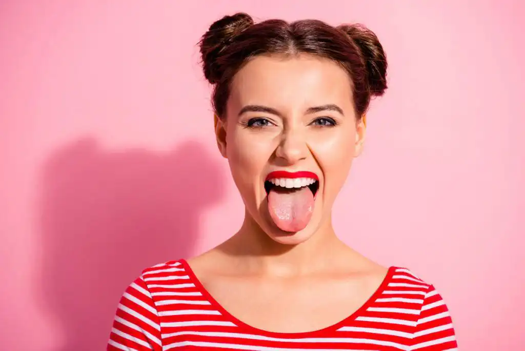 Shoud You Brush Your Tongue